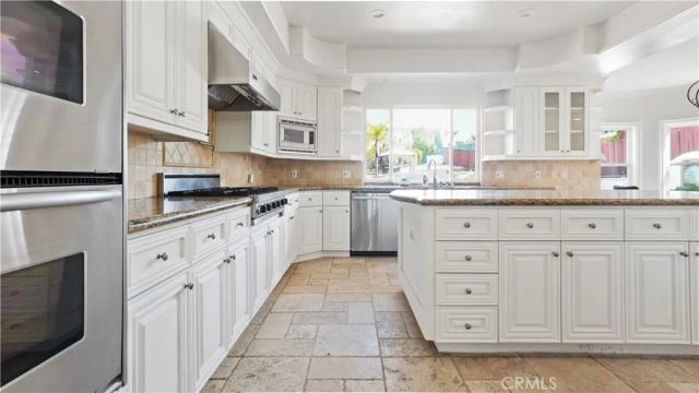 5128 Avenida Hacienda, Tarzana, CA 91356