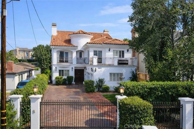 5128 Avenida Hacienda, Tarzana, CA 91356