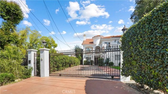 5128 Avenida Hacienda, Tarzana, CA 91356