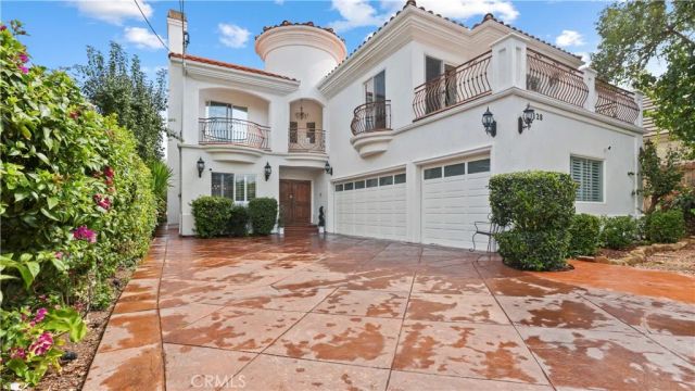 5128 Avenida Hacienda, Tarzana, CA 91356
