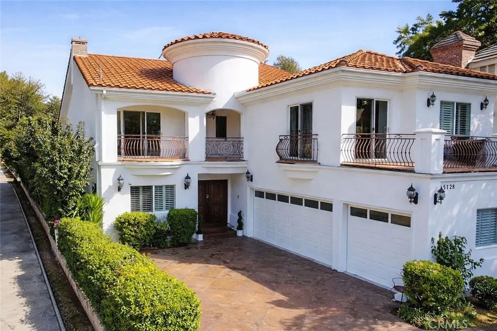5128 Avenida Hacienda, Tarzana, CA 91356