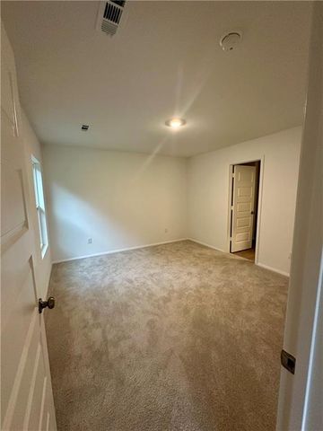 429 Valley View Drive, Tonganoxie, KS 66086