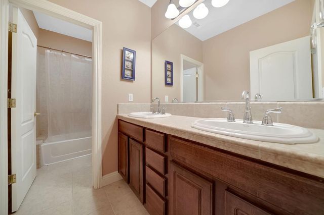 66 Argonaut Dr, Copperopolis, CA 95228