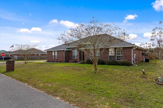 2145 Hagood Loop, Crestview, FL 32536