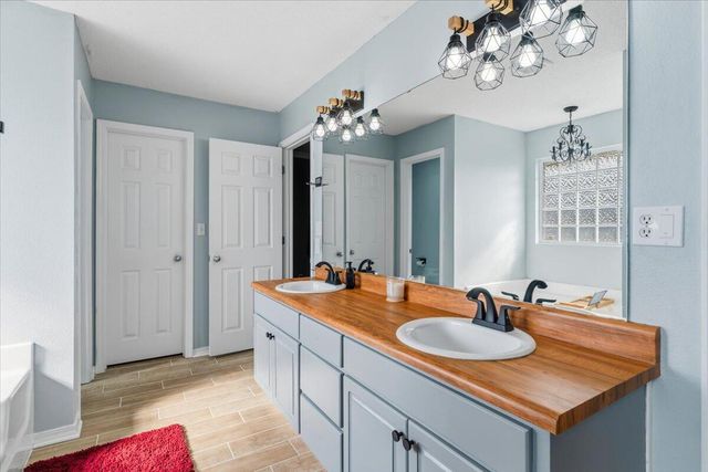 2145 Hagood Loop, Crestview, FL 32536