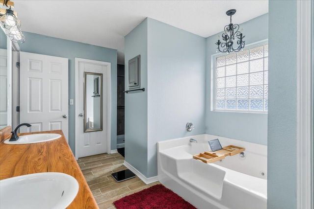 2145 Hagood Loop, Crestview, FL 32536