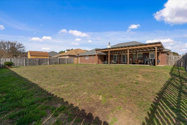 2145 Hagood Loop, Crestview, FL 32536