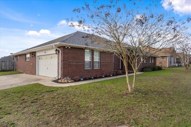 2145 Hagood Loop, Crestview, FL 32536