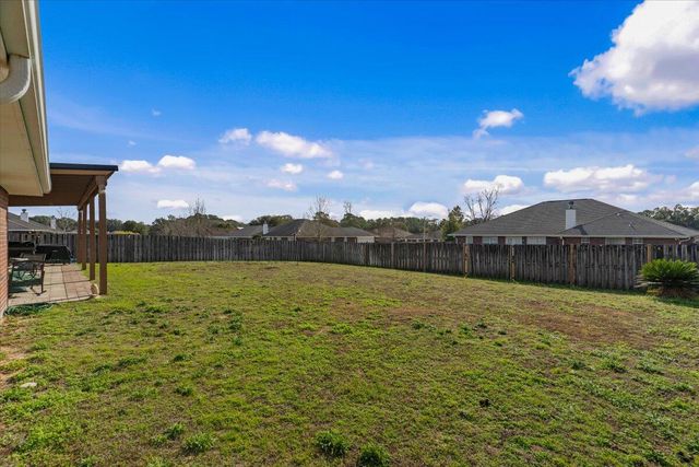 2145 Hagood Loop, Crestview, FL 32536