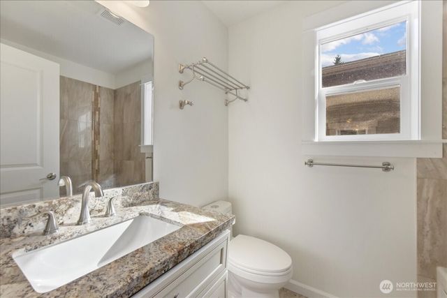 12722 35th AVE House D NE, Seattle, WA 98125