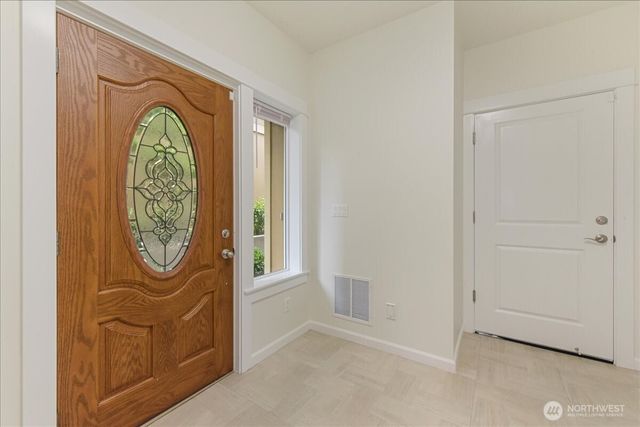 12722 35th AVE House D NE, Seattle, WA 98125