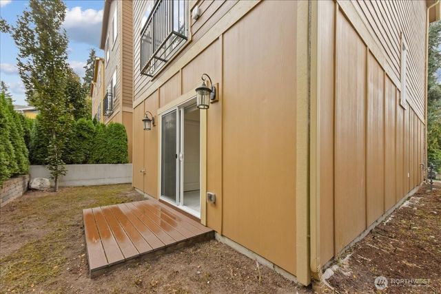 12722 35th AVE House D NE, Seattle, WA 98125