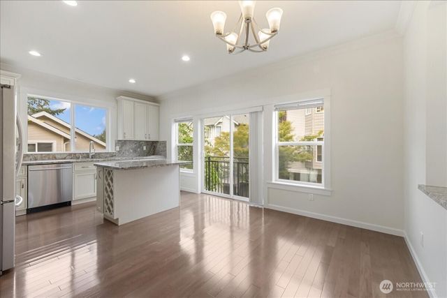 12722 35th AVE House D NE, Seattle, WA 98125