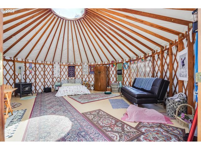 23175 Ne RIDGE Rd, Gaston, OR 97119