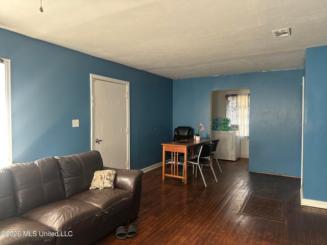 156 Wacker Drive, Jackson, MS 39206