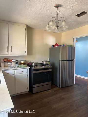 156 Wacker Drive, Jackson, MS 39206