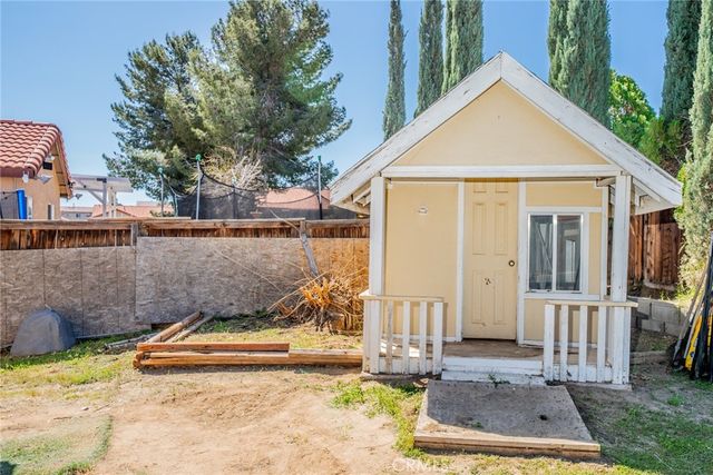 14564 Lilac Road, Adelanto, CA 92301