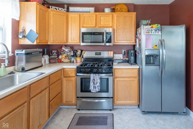 1134 Spring Meadow Court, Franklin, IN 46131