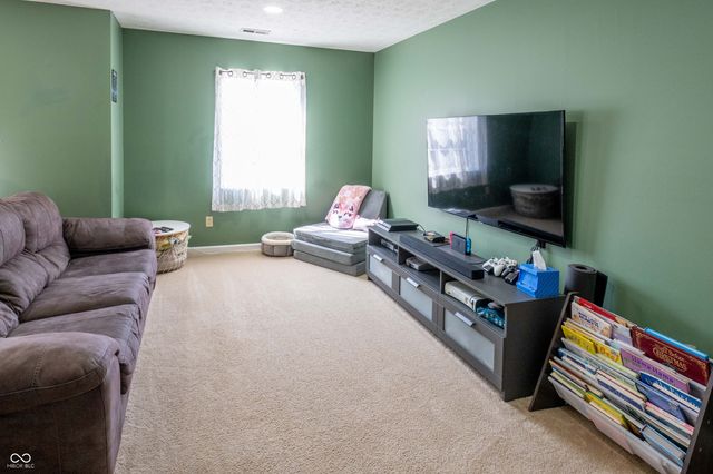 1134 Spring Meadow Court, Franklin, IN 46131