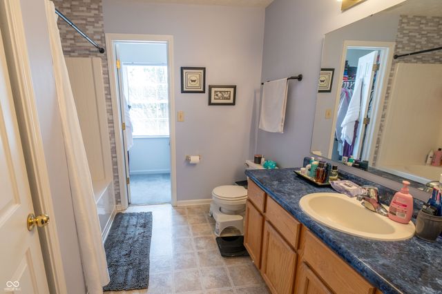 1134 Spring Meadow Court, Franklin, IN 46131