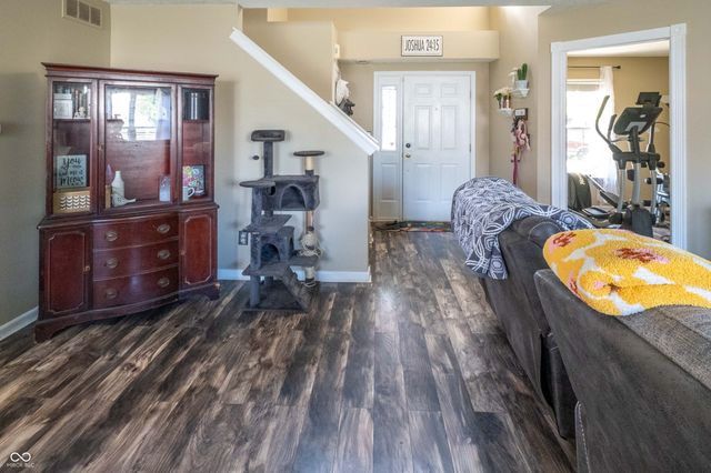 1134 Spring Meadow Court, Franklin, IN 46131