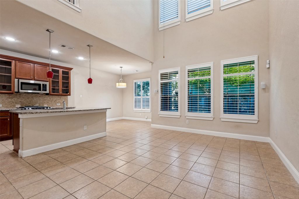 1606 Brook Grove Drive, Euless, TX 76039 — photo 3