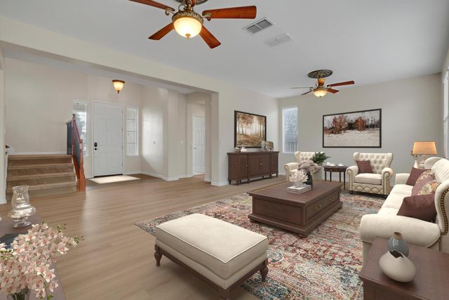 1265 Fawn Lily Dr, Patterson, CA 95363