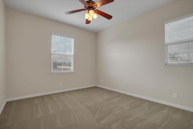 1265 Fawn Lily Dr, Patterson, CA 95363