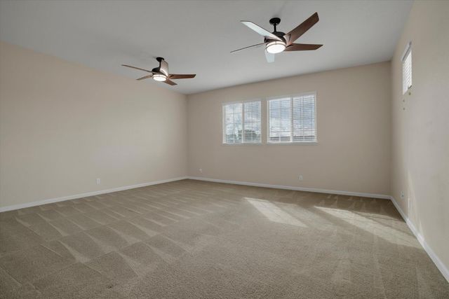 1265 Fawn Lily Dr, Patterson, CA 95363