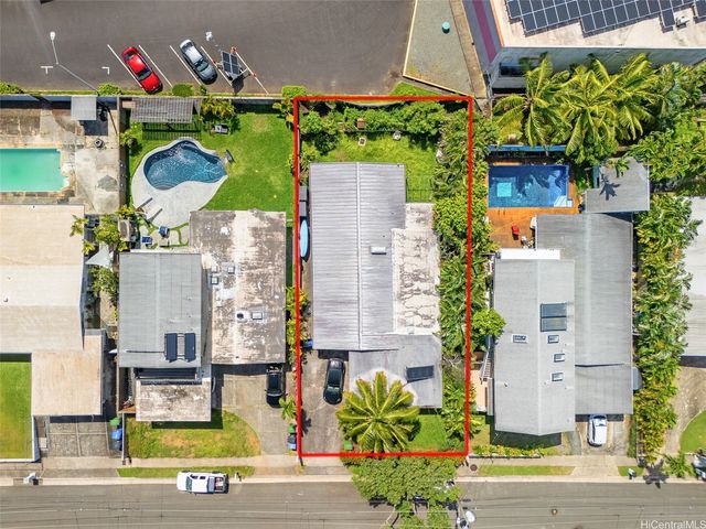 889 Alahaki Street, Kailua, HI 96734