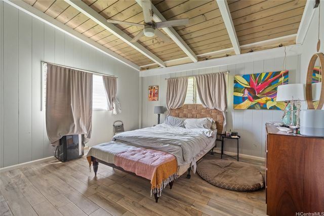 889 Alahaki Street, Kailua, HI 96734