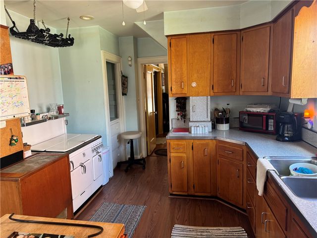 124 Emerson Ave, Aspinwall, PA 15215