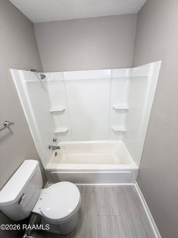 200 High Meadows Boulevard 103, Lafayette, LA 70507