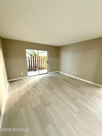200 High Meadows Boulevard 103, Lafayette, LA 70507