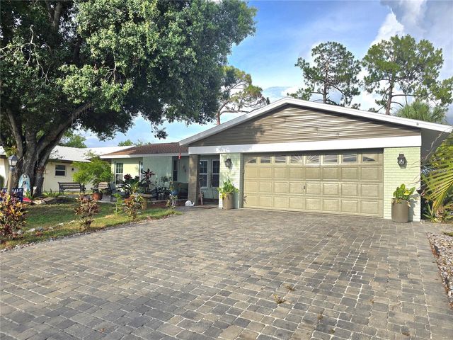 7309 CONNECTICUT AVENUE, Sarasota, FL 34243