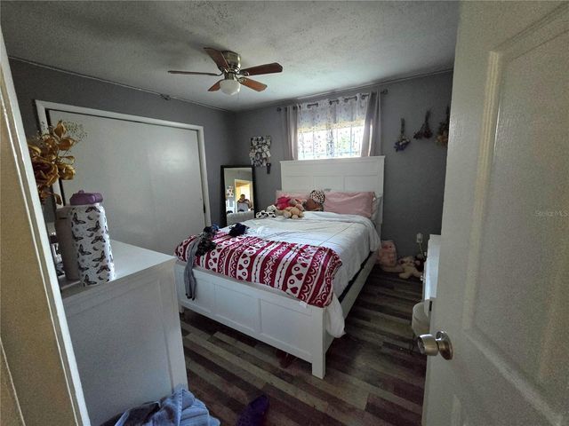 7309 CONNECTICUT AVENUE, Sarasota, FL 34243