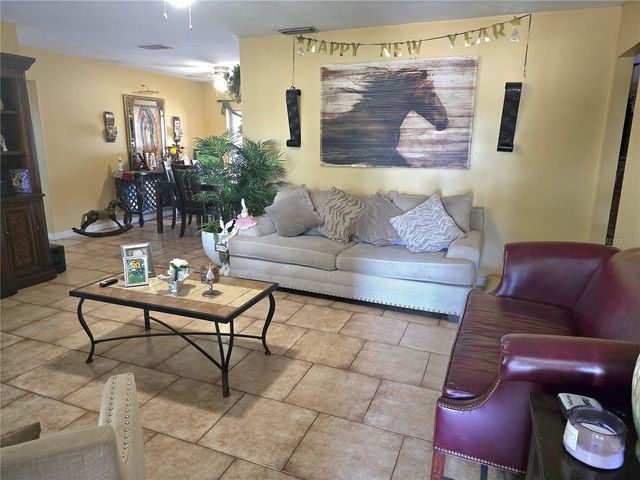 7309 CONNECTICUT AVENUE, Sarasota, FL 34243