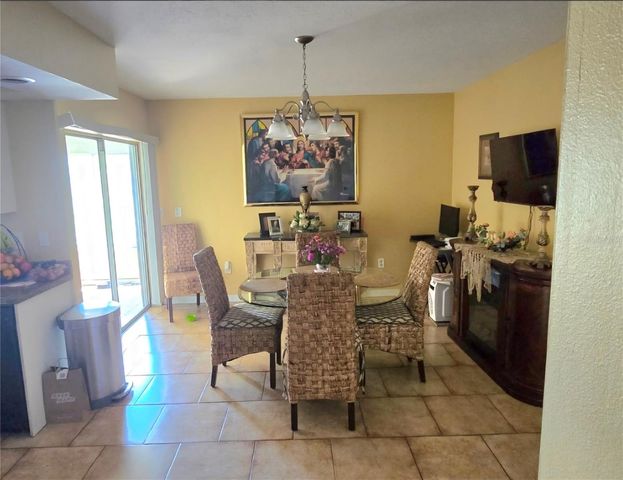 7309 CONNECTICUT AVENUE, Sarasota, FL 34243