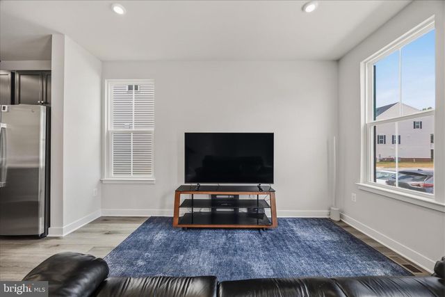 124 SPRING GATE LN, Pasadena, MD 21122