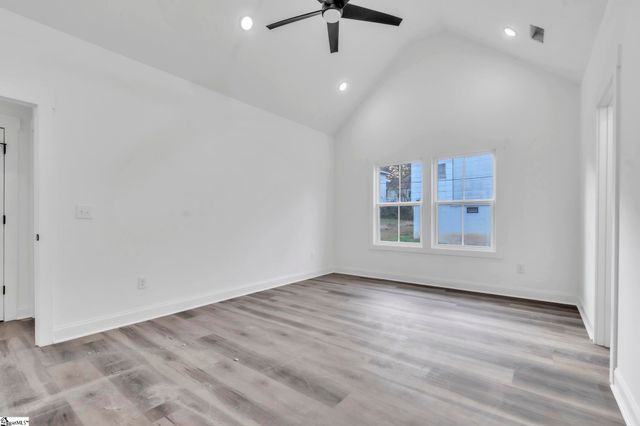 54 3rd Avenue, Greenville, SC 29611