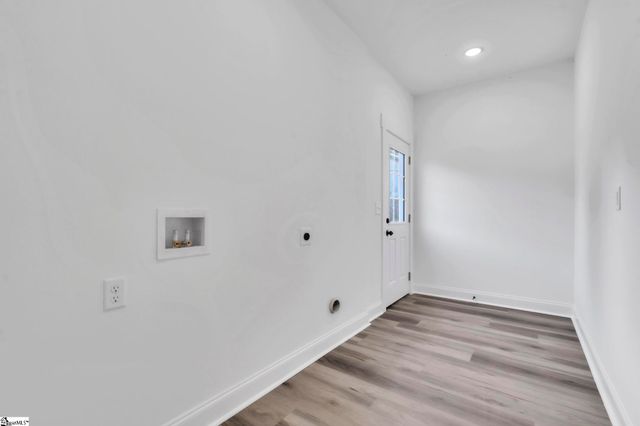 54 3rd Avenue, Greenville, SC 29611