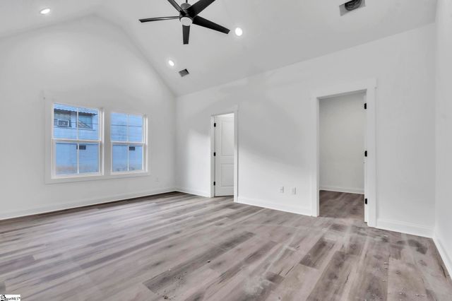 54 3rd Avenue, Greenville, SC 29611