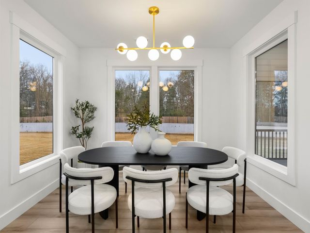 726 New South Court, Wellford, SC 29385