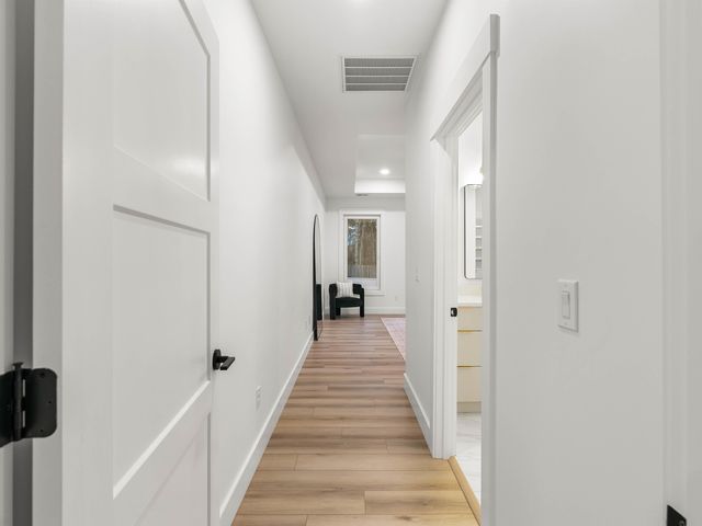 726 New South Court, Wellford, SC 29385