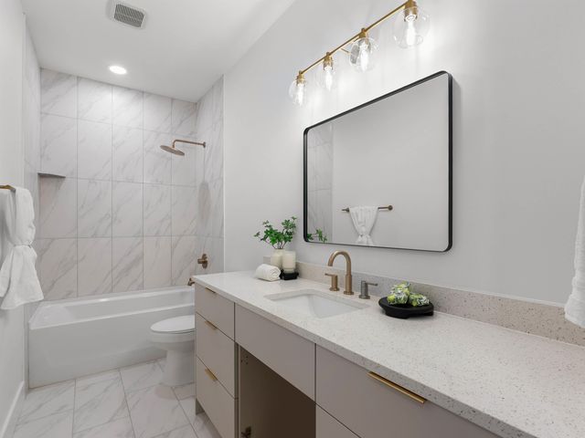 726 New South Court, Wellford, SC 29385