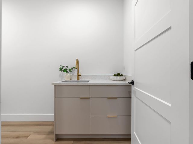 726 New South Court, Wellford, SC 29385