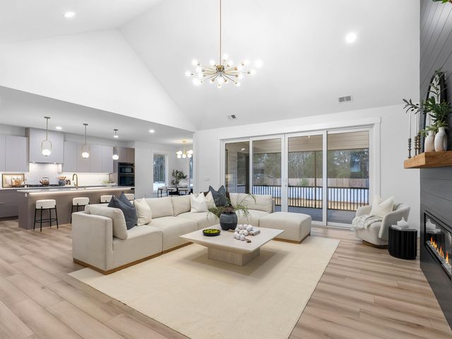 726 New South Court, Wellford, SC 29385