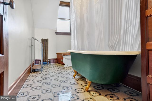 580 WIGARD AVE, Philadelphia, PA 19128