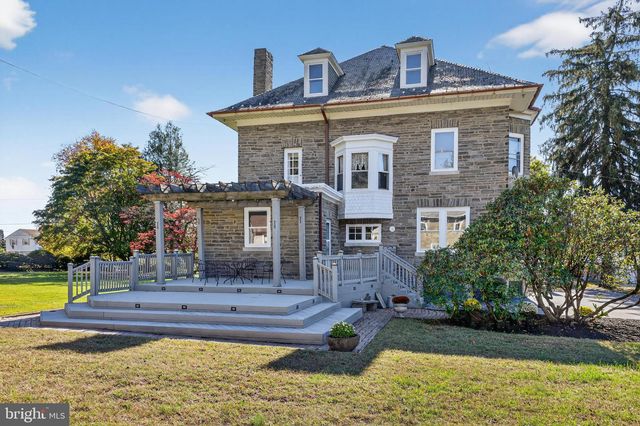 580 WIGARD AVE, Philadelphia, PA 19128