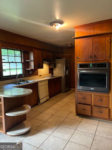 2935 Heather Drive, East Point, GA 30344